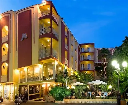 Feriested Marinella 3*