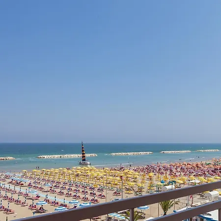 Marinella Resort 3*