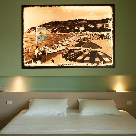 Marinella Resort 3*