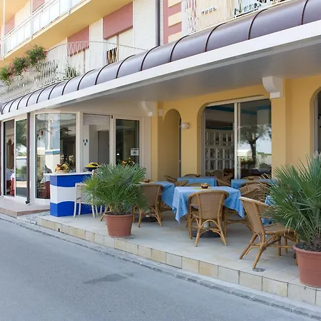 Курортный комплекс Marinella Габичче-Маре