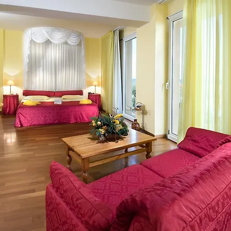 Marinella Курортный комплекс