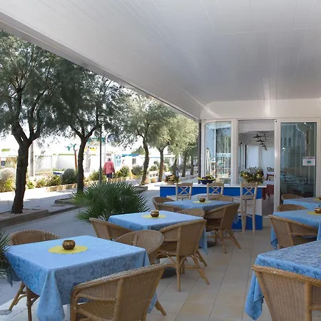 Marinella Resort 3*